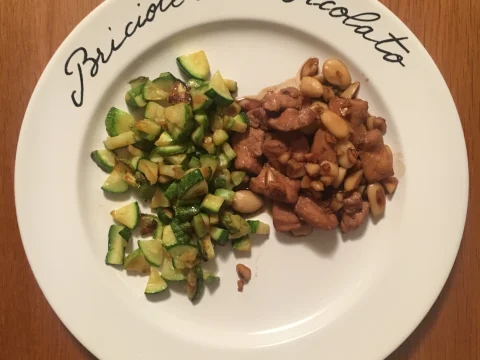 Pollo alle mandorle